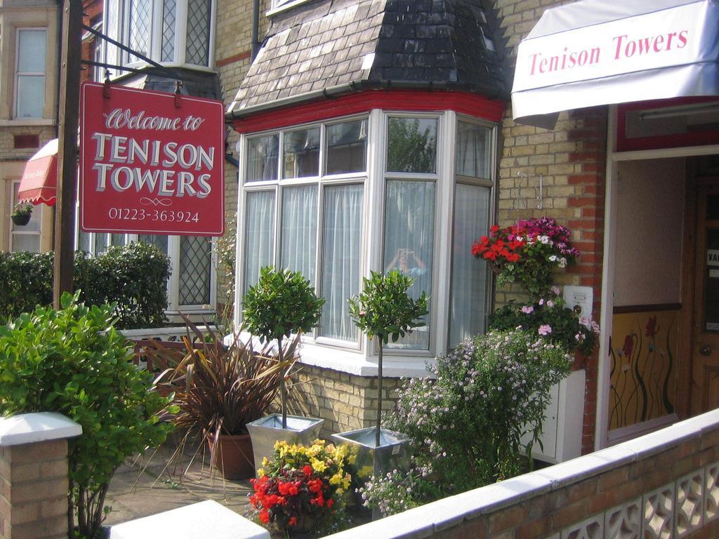Cambridge City Tenison Towers エクステリア 写真